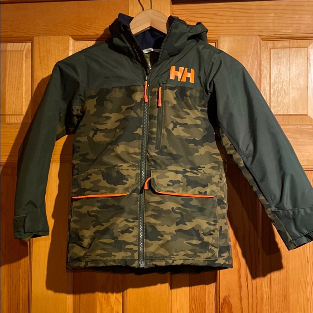 Kids Helly Hansen jacket- camo